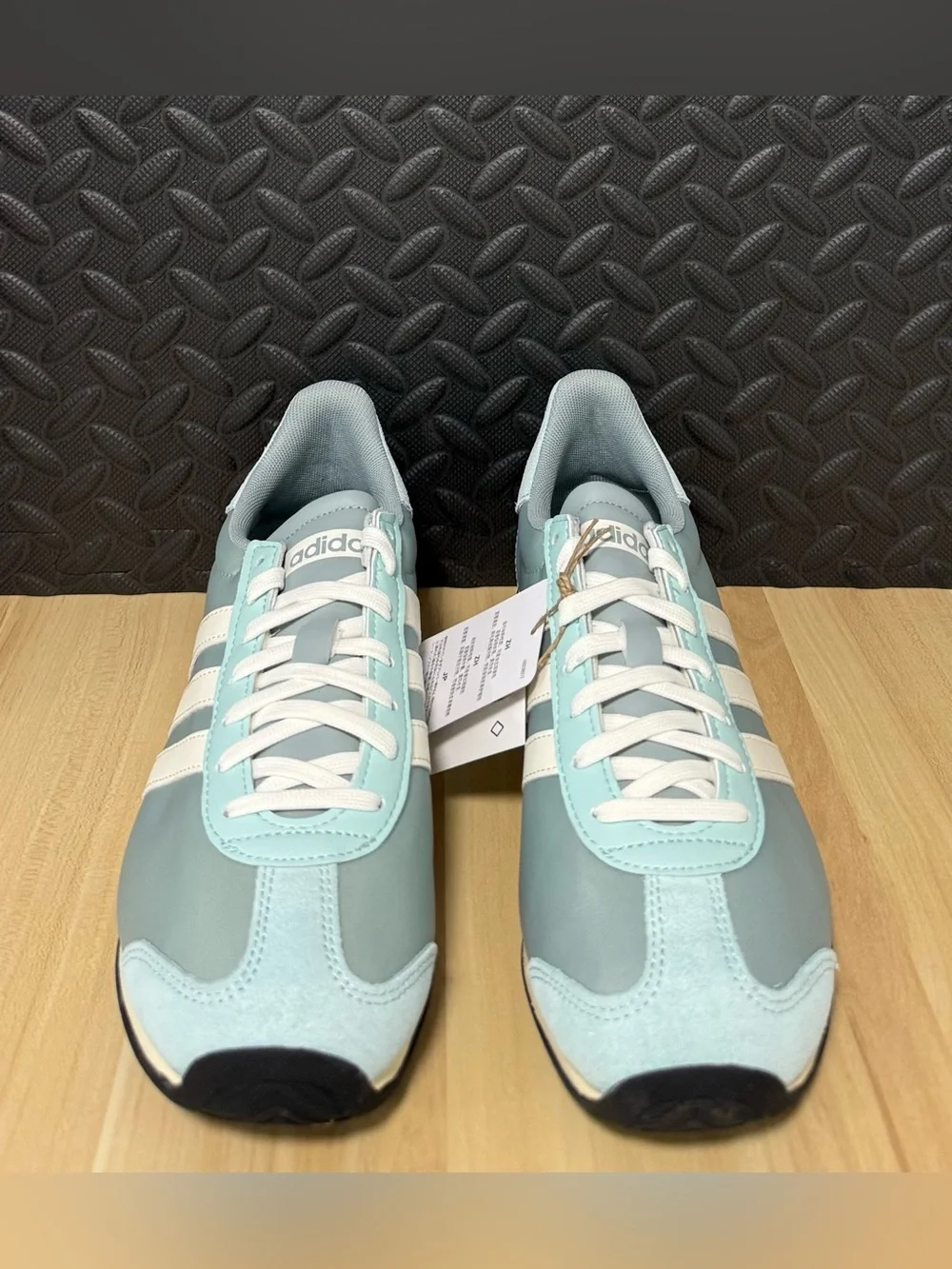 adidas Runvista Green HQ2334 Low Top Athletic Casual Sneakers Womens Sizes NEW